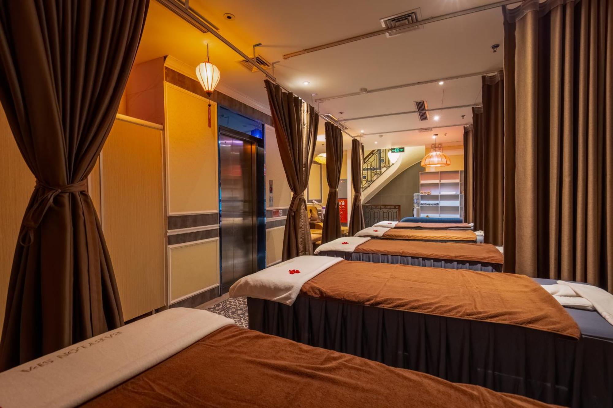 Calista Trendy Hotel & Spa Hanoi Buitenkant foto